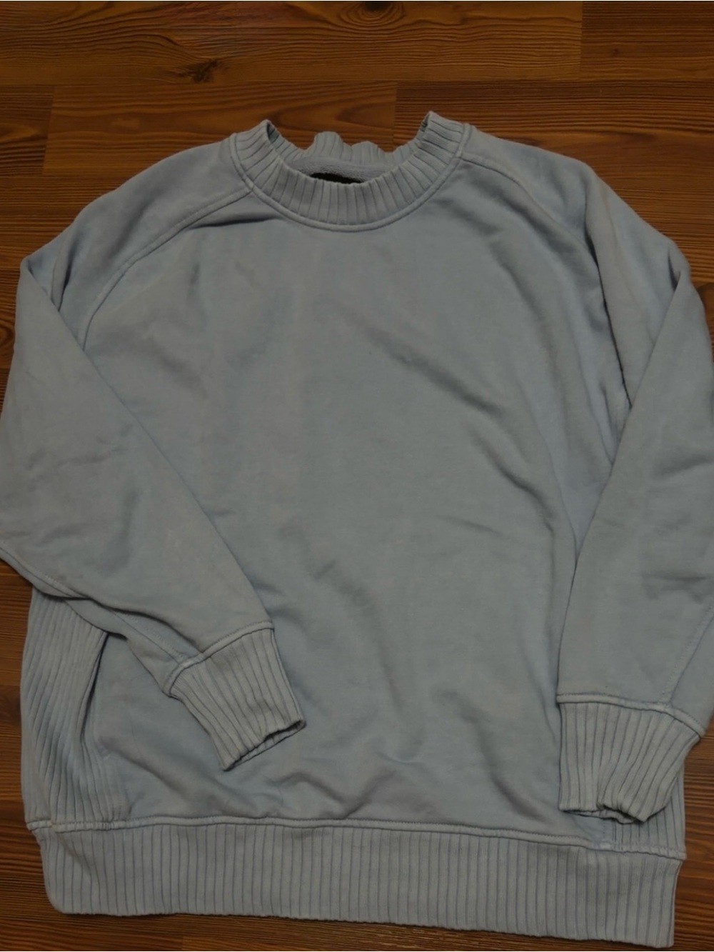 aerie women’s Pale Blue Crewneck Sweater